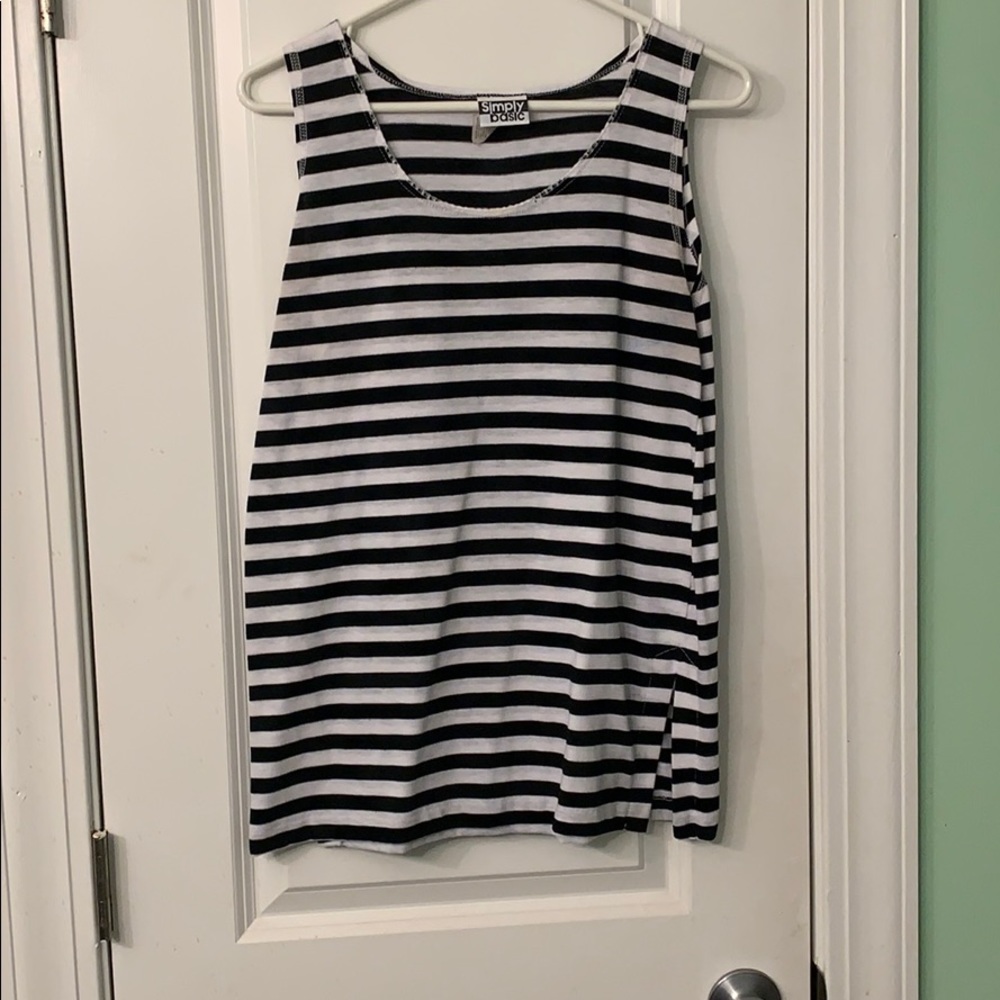 Small tank top by Simply Basic.